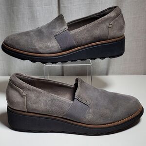 Women's Clarks Sharon Gray Suede Slip On Wedge Loafer Size 8